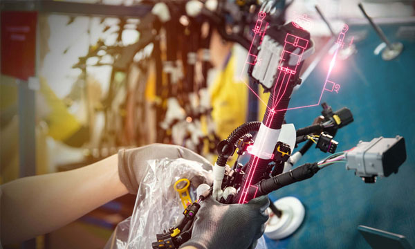 Trois procédés de fabrication pour les connecteurs automobiles